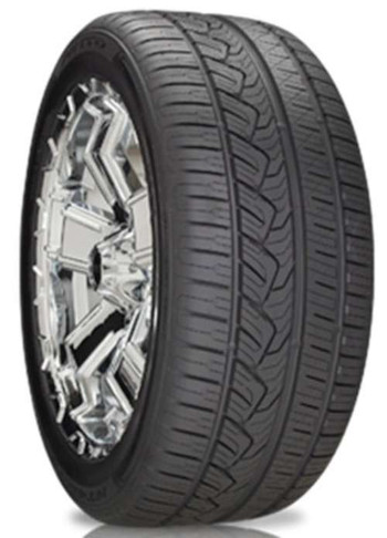 Nitto NT421Q 235/55R19 Tires