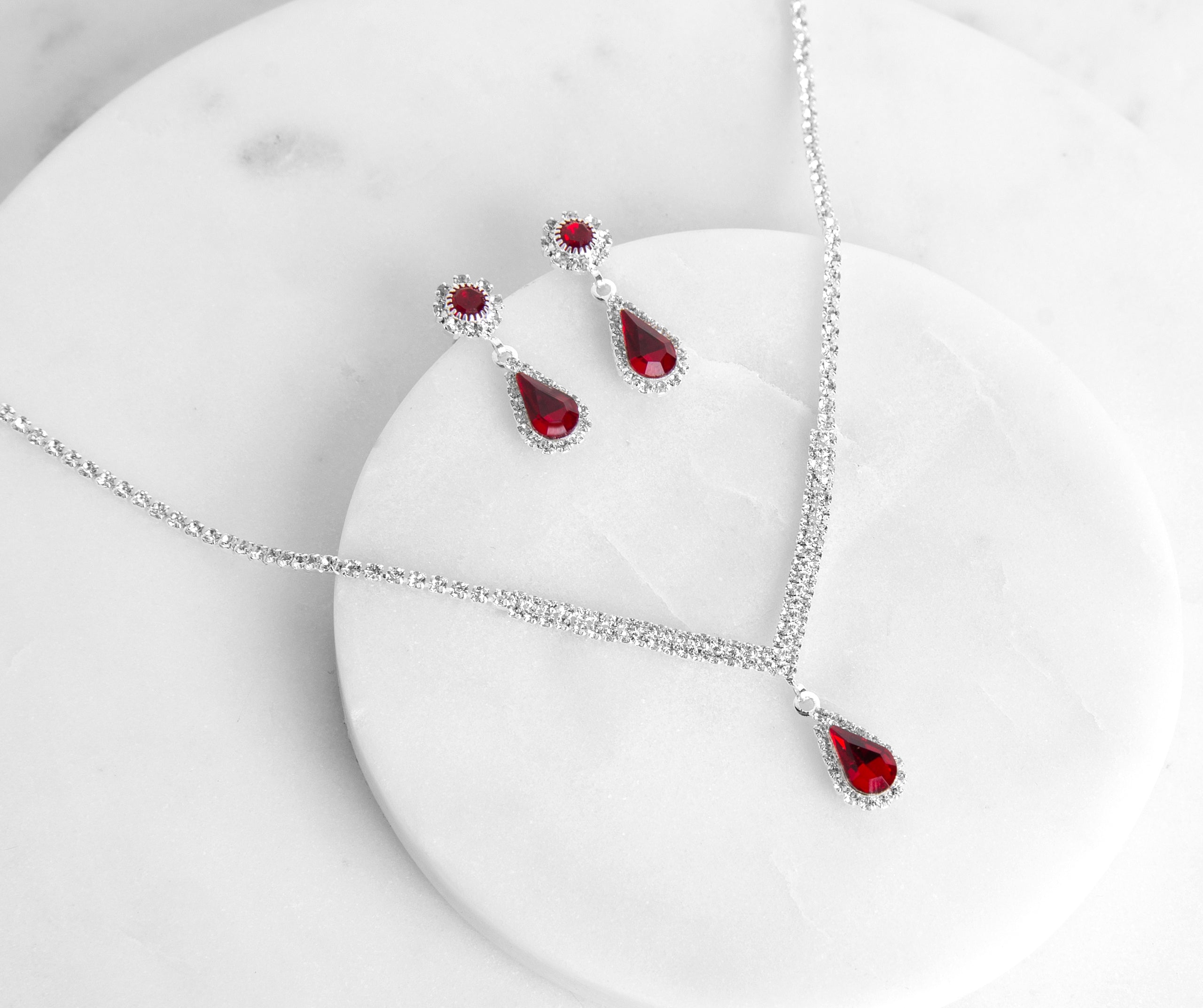 Dainty Details Rhinestone Necklace Set