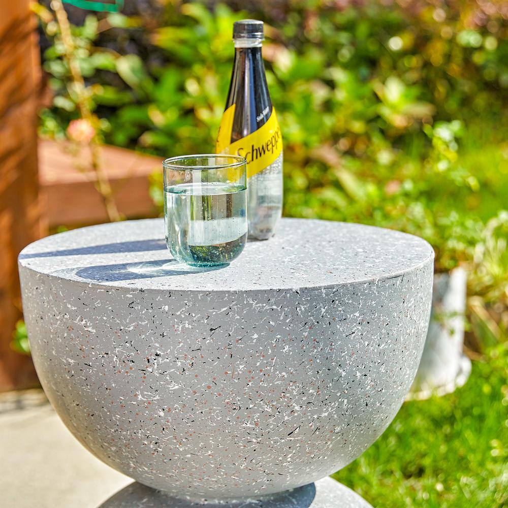 Glitzhome 17.75 in. H Multi-Functional MGO Resin Gray Terrazzo Garden Stool or Outdoor Planter Stand or Accent Table 2029500002