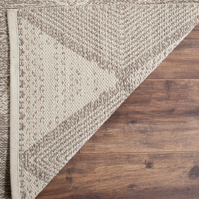 Safavieh Montauk Tyler Geometric Lattice Rug