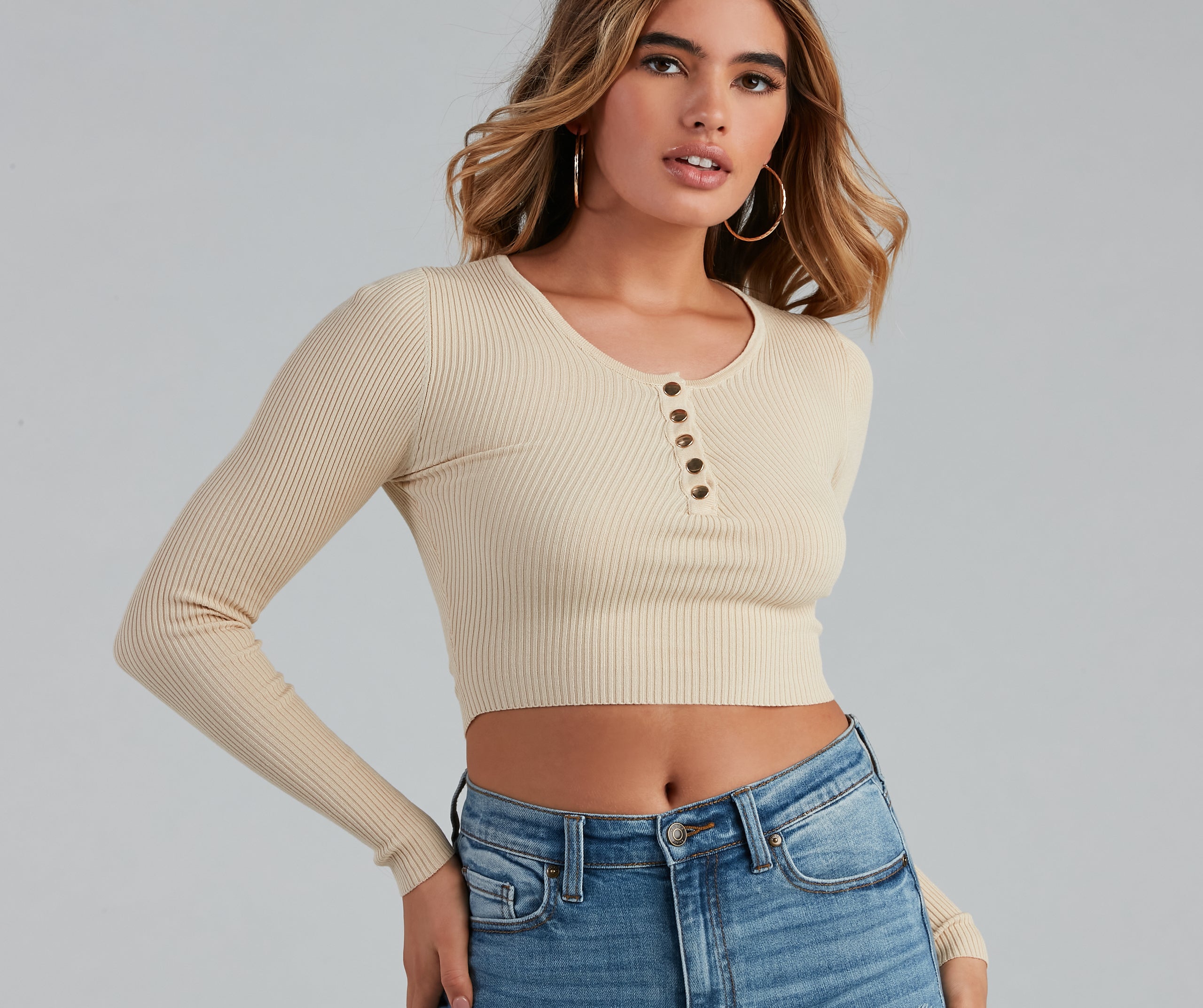 Chic Basic Button-Detail Crop Top