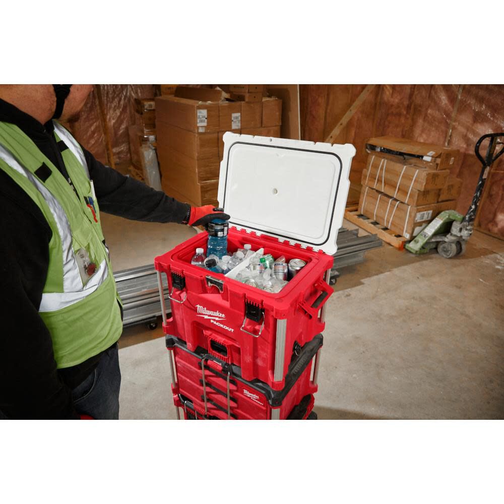 Milwaukee PACKOUT XL Cooler 40qt 48-22-8462 from Milwaukee