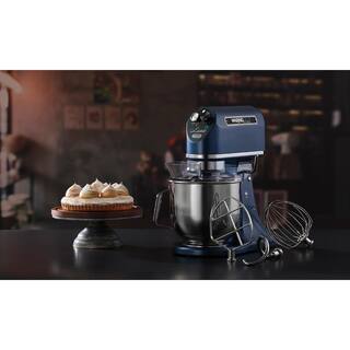 Waring Commercial Luna 7 Qt. 11-Speed Blue Stand Mixer with Dough Hook Mixing Paddle and Whisk WSM7L