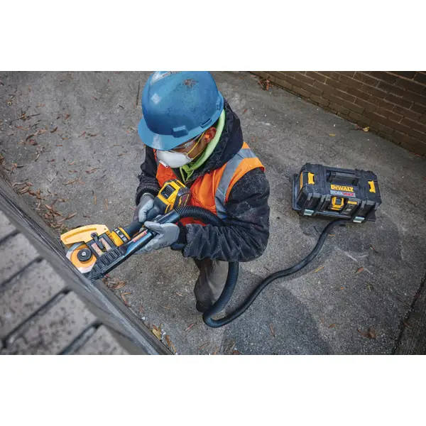 DEWALT DCG418X1 FLEXVOLT 60V MAX Brushless 4.5-6 Cordless Grinder with Kickback Brake Kit