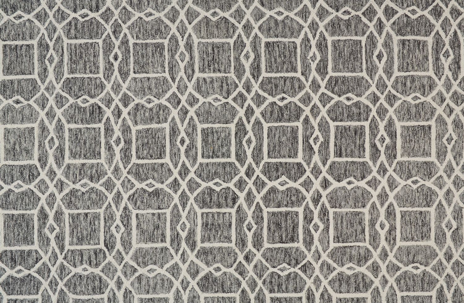 Veran Hand Tufted Gray and Ivory Rug by BD Fine