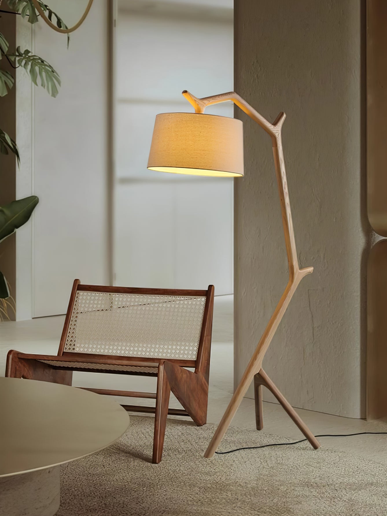 Umahi Floor Lamp