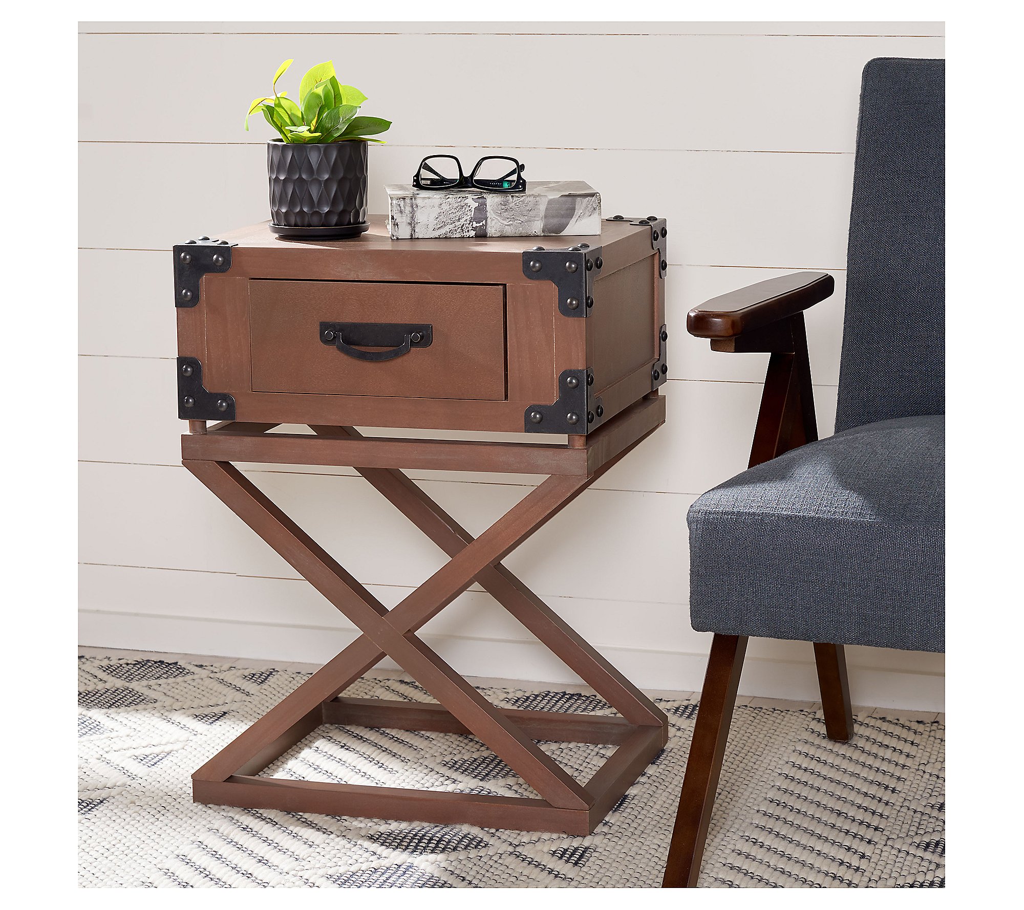 Safavieh Dunstan Accent Table With Storage Drawer