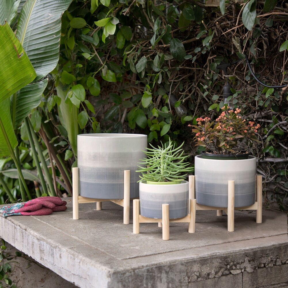 Grey Ombre Ceramic Planter with Wood Stand   8.0\