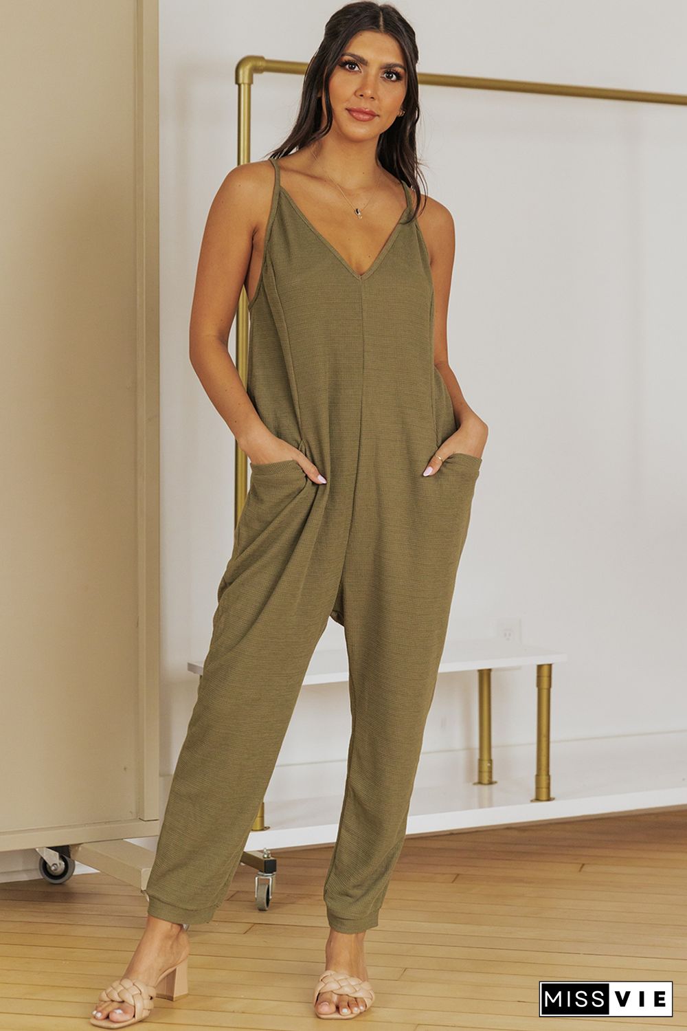 Green Textured Sleeveless V-Neck Pocketed Casual Jumpsuit