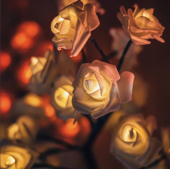 Forever Rose Tree Lamp