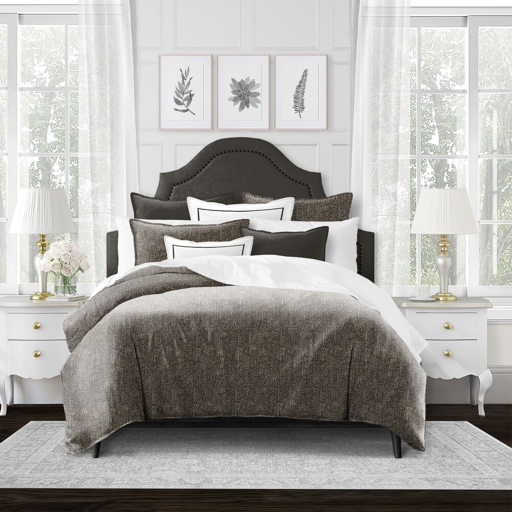 Thayer Umber Twin Coverlet   1 Sham Set  plus 1 bonus cushion