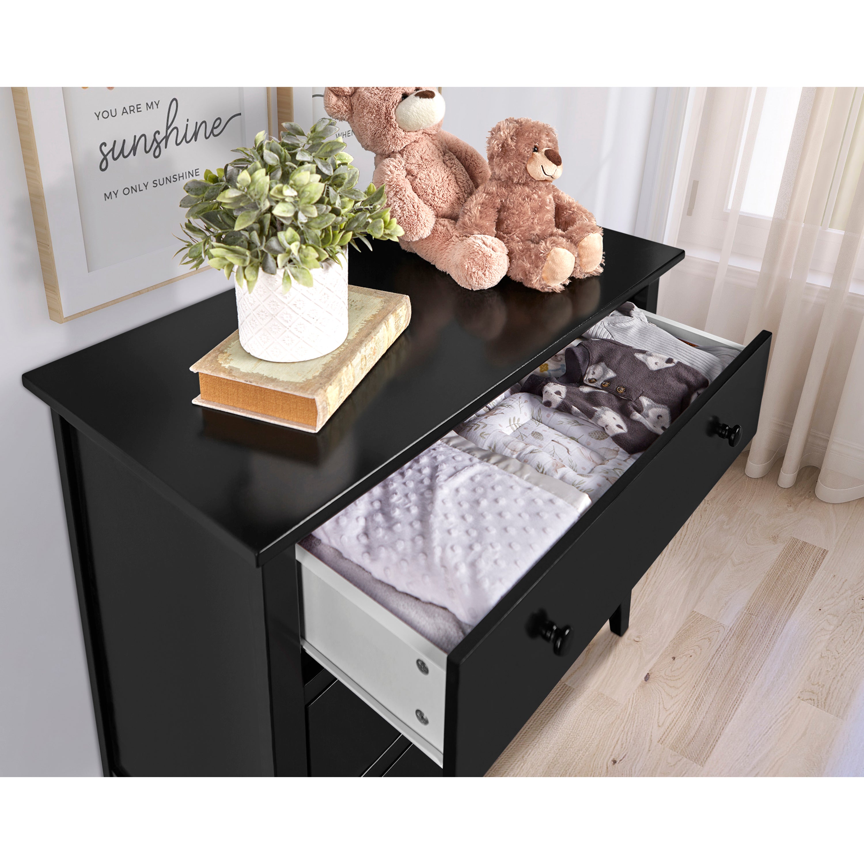 Dream On Me Universal 3 Drawer Chest, Black