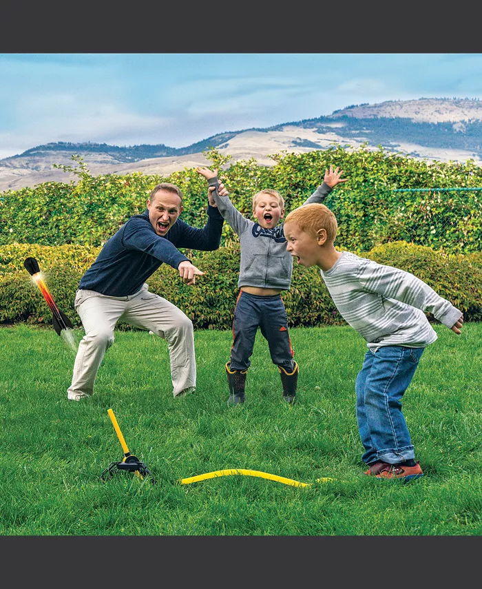 National Geographic Light Up Air Rockets