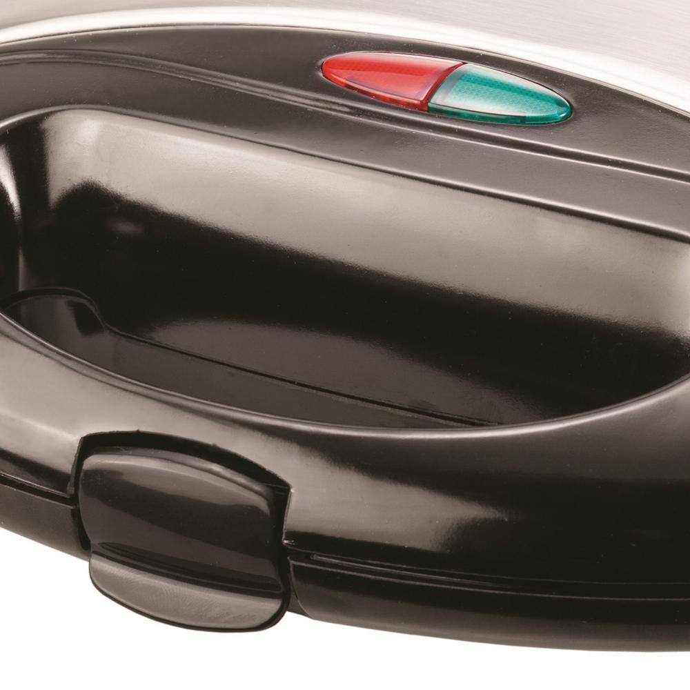 Brentwood Appliances 750 W Dual Black Nonstick Waffle Maker TS-243