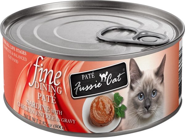 Fussie Cat Fine Dining Pate Sardine with Chicken Entrée Wet Cat Food， 2.82-oz can， case of 24