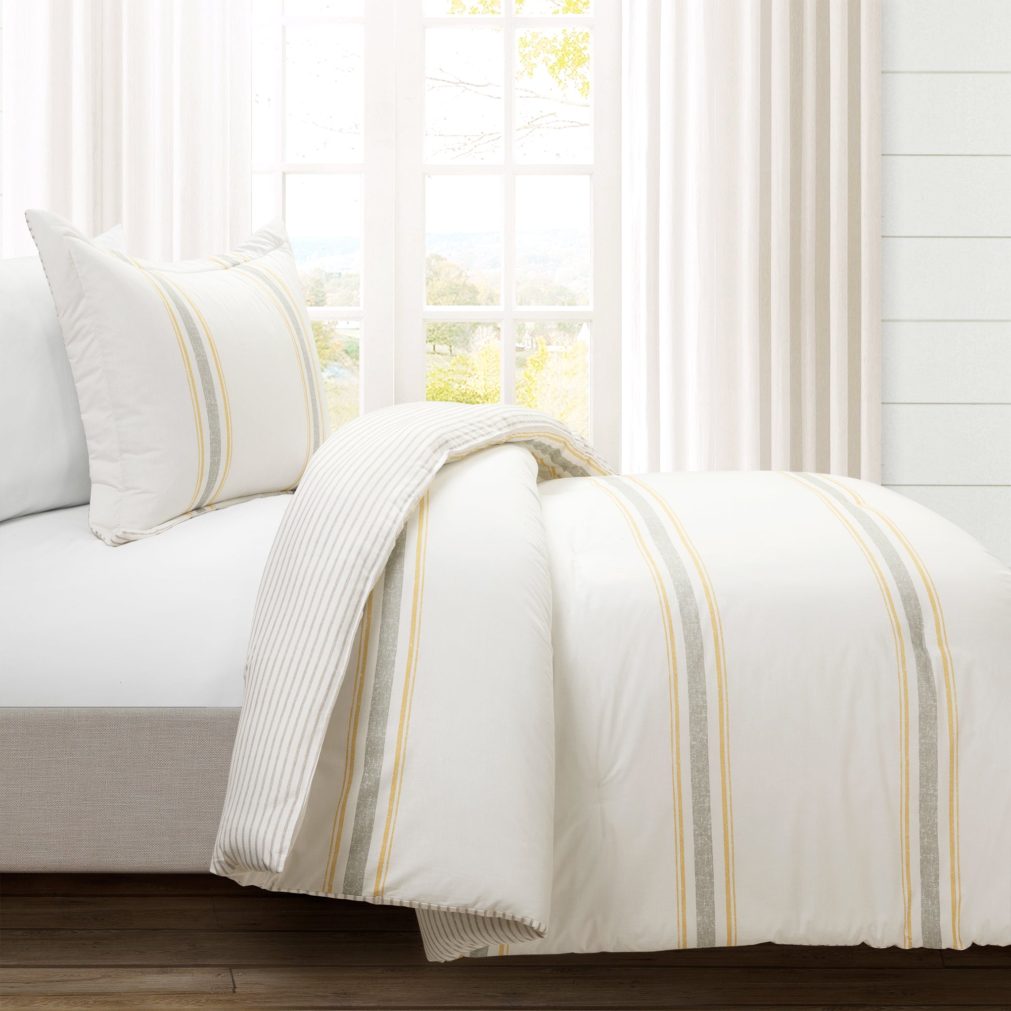 Farmhouse Stripe Cotton Reversible Comforter Set