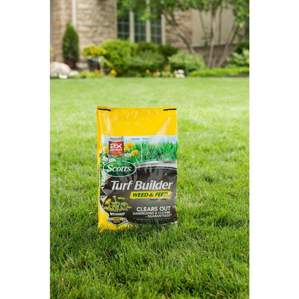 Scotts Turf Builder 7.5 lb. 2500 sq. ft. Weed and Feed Lawn Fertilizer 25002