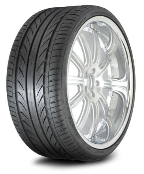 Delinte Thunder D7 UHP 225/45R19 96W XL Passenger Tire