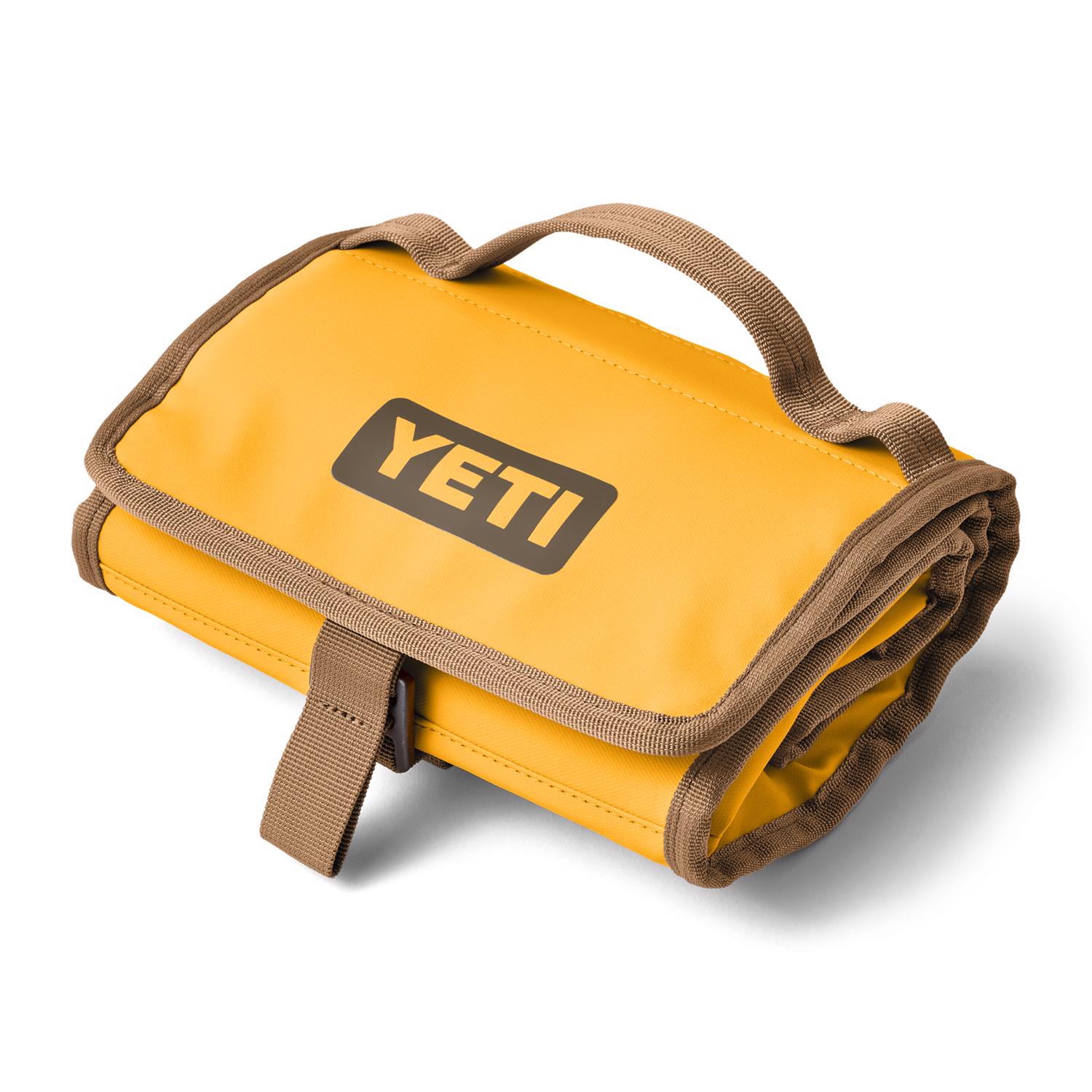 YETI Daytrip Alpine Yellow 7 qt Lunch Bag Cooler