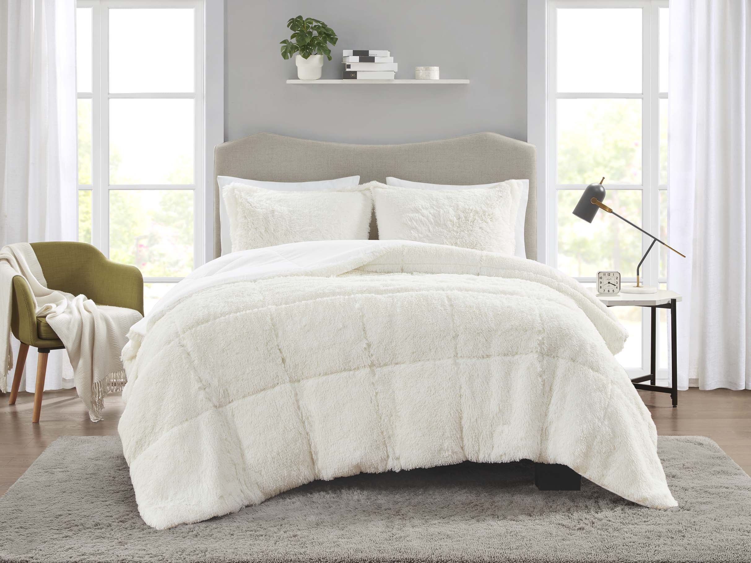 Mainstays Shaggy Faux Fur 3 Piece Ivory Comforter Bed Set， Comforter and Shams， Full/Queen