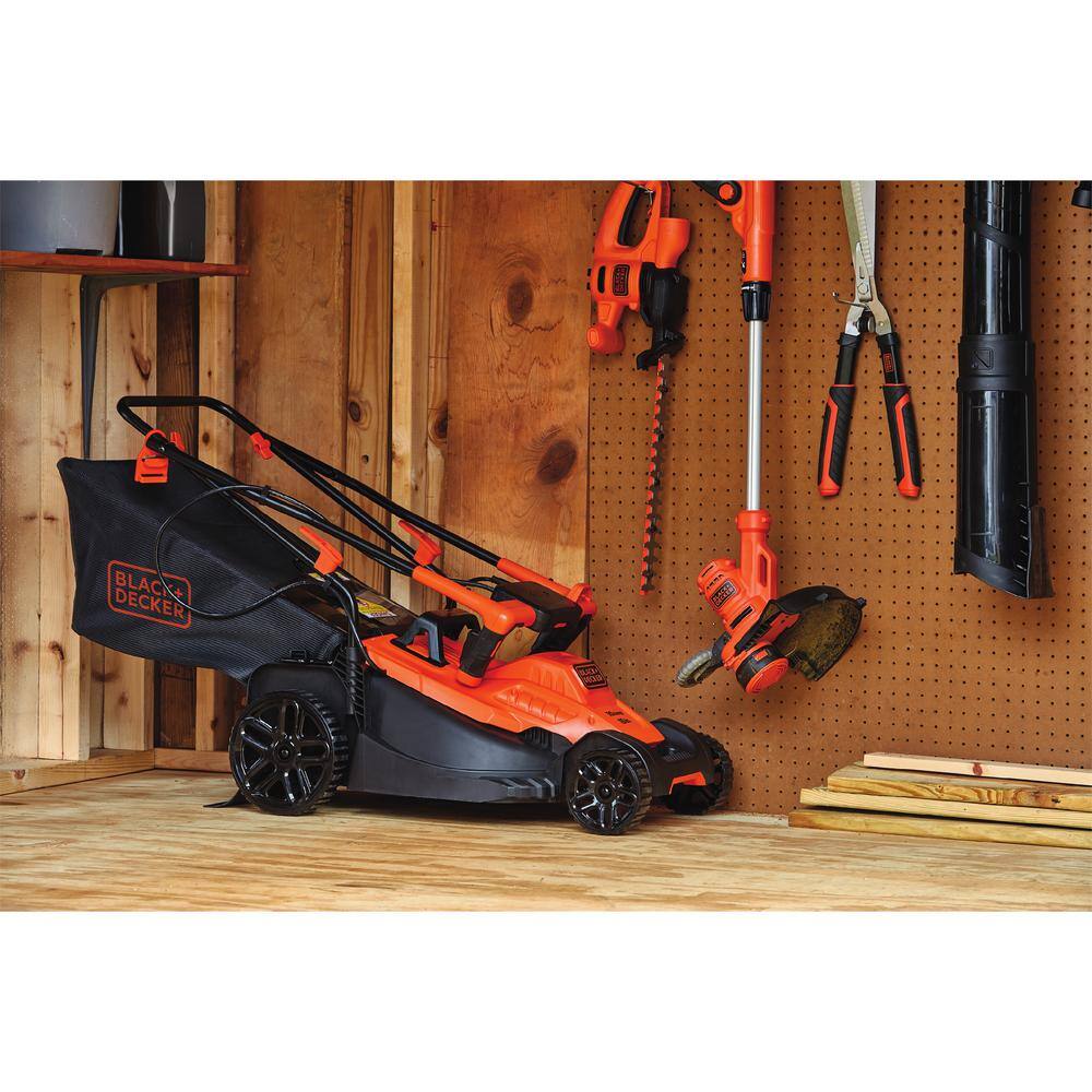 BLACK+DECKER 15 in. 10 AMP Corded Electric Walk Behind Push Lawn Mower BEMW472BH