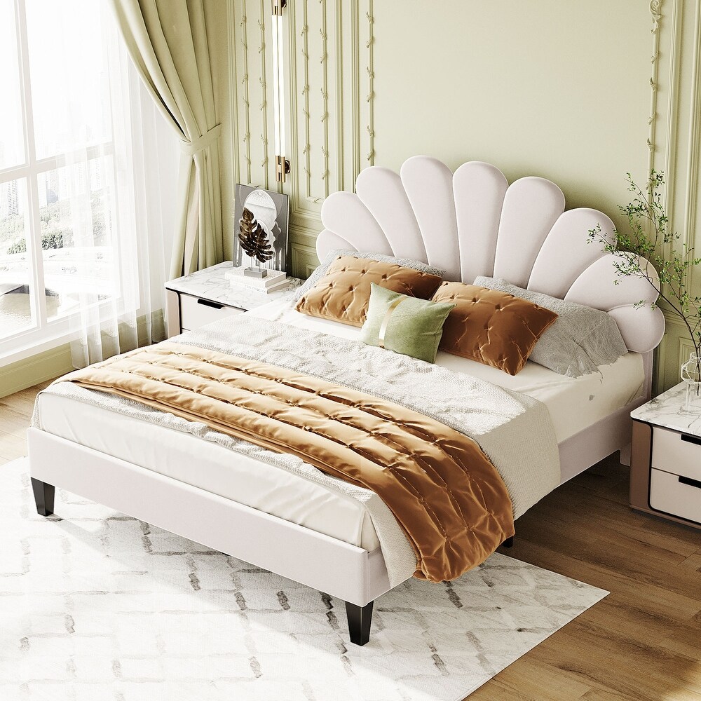 Far Ahead Theme Velvet Platform Bed Upholstered Bed with Flowers Shaped Headboard  Wood Slat Platform Bed for Bedroom