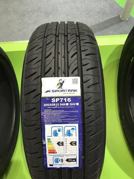 Passenger car tyres PCR 205/55r16 195/65R15 car rims 14 15 16 17 inch car tire with wheels tires and accessories