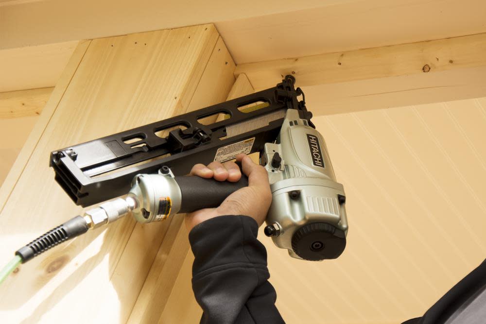 2-1/2 In. 15-Gauge Angled Finish Nailer with Air Duster ;