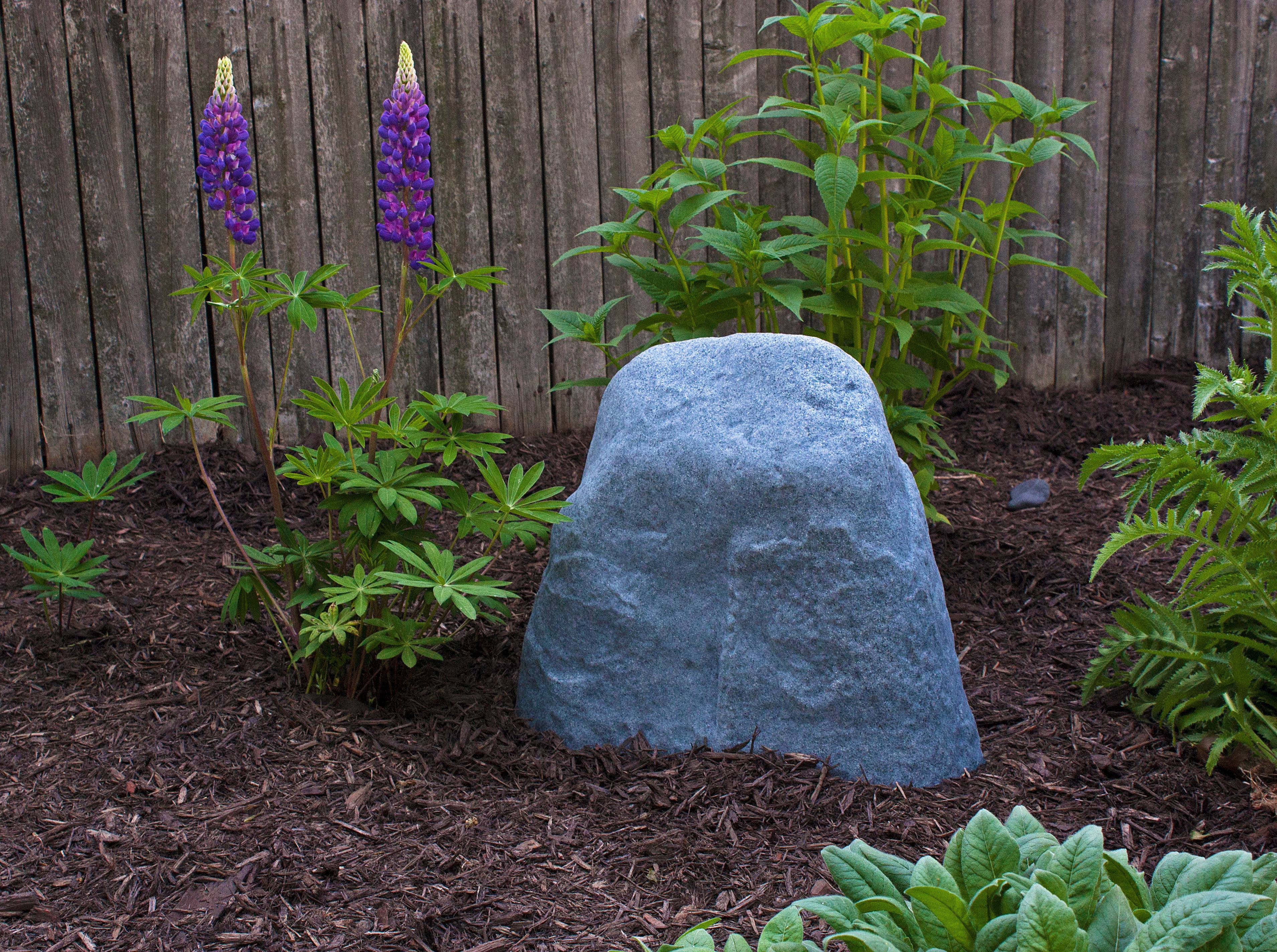 Landscape Rock – Natural Granite Appearance – Medium – Lightweight – Easy to Install