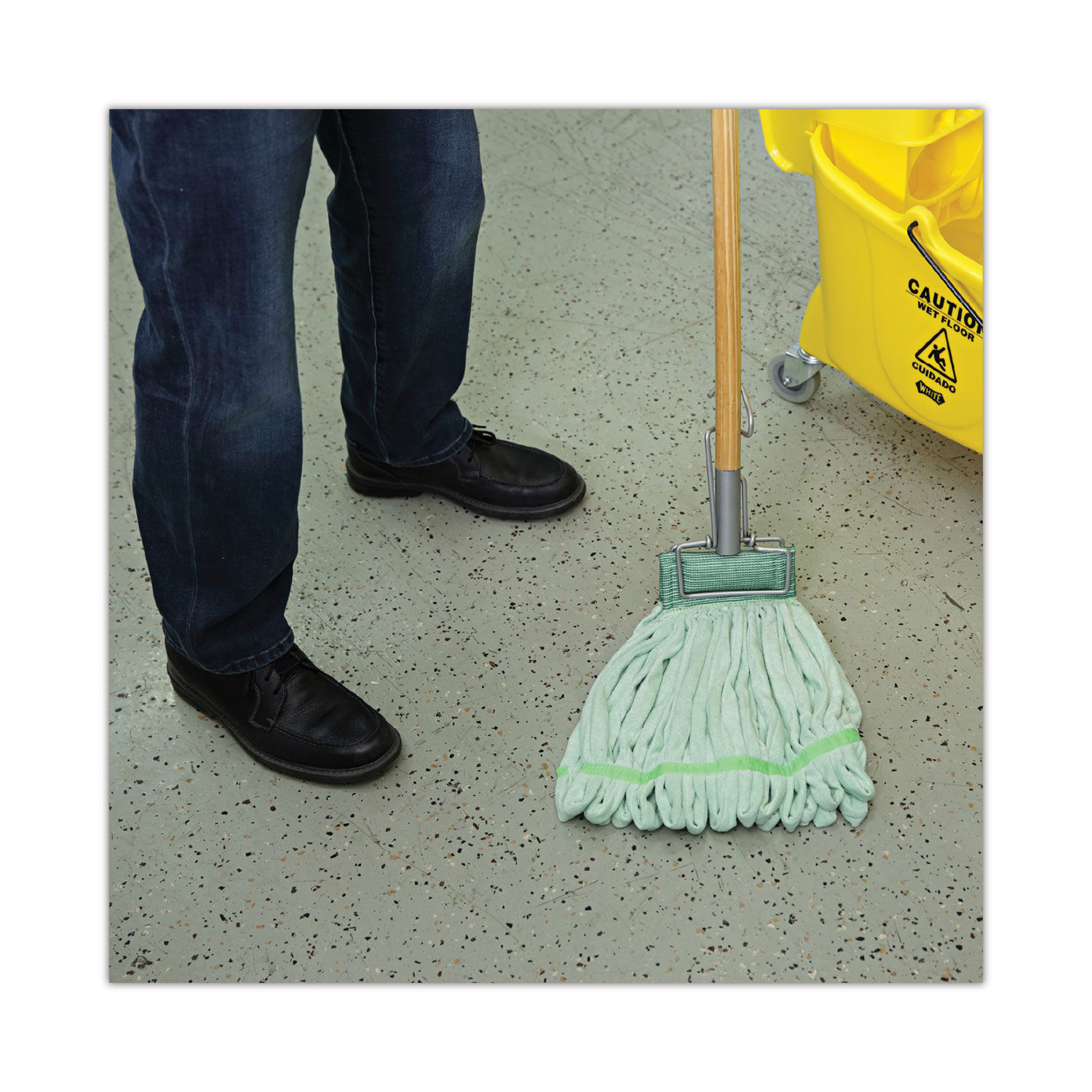 Microfiber Looped-End Wet Mop Head by Boardwalkandreg; BWKMWTMG