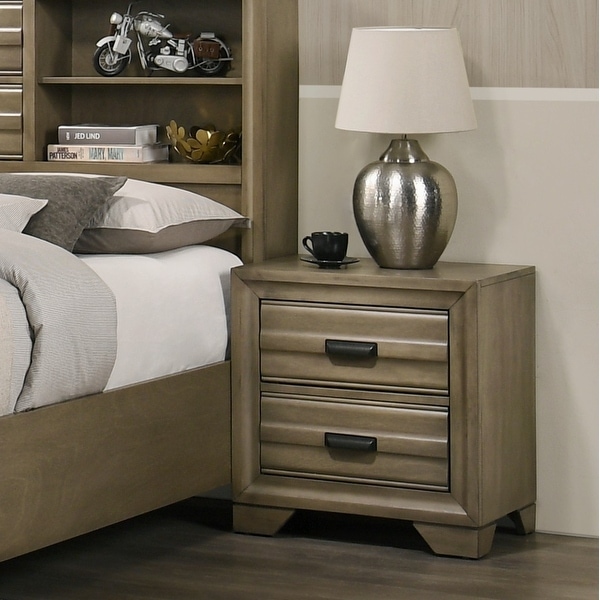 Roundhill Furniture Loiret Rubbed Gray Oak Finish Wood Storage Platform King Bedroom Set with Dresser， Mirror， Nightstand - - 31568122