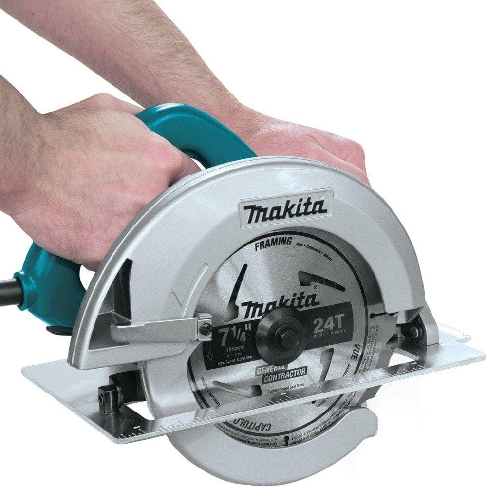 Makita 7-1/4 in. 15 Amp Corded Circular Saw with Dust Port 2 LED Lights 24T Carbide Blade 5007F