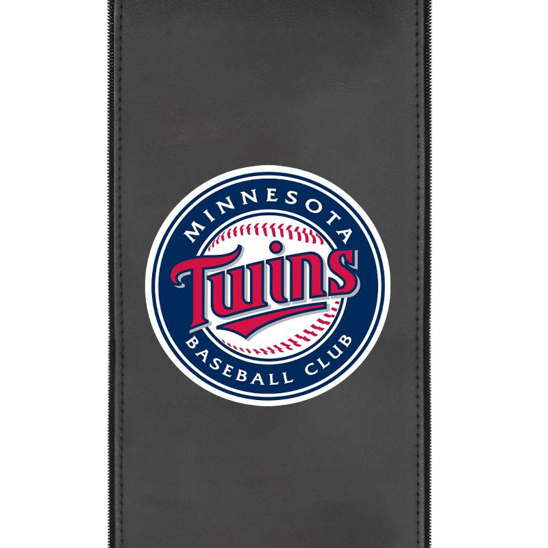 Minnesota Twins Man Cave Home Theater Power Recliner   Contemporary   Recliner Chairs   by DreamSeats LLC  Houzz