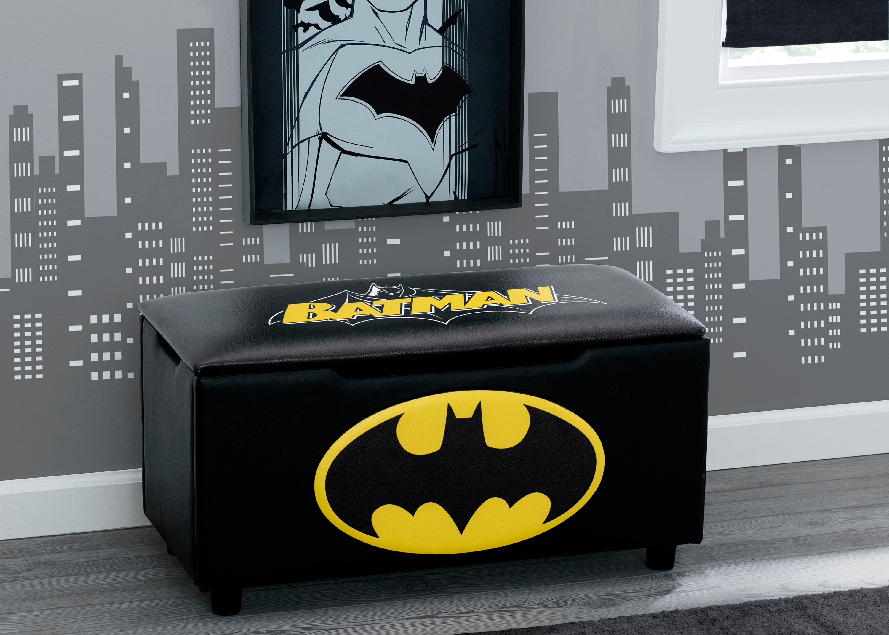 DC Comics Batman Upholstered Storage Bench for Kids | Perfect for Bedrooms/Playrooms/Living Rooms | Features Fun Graphics of Batman