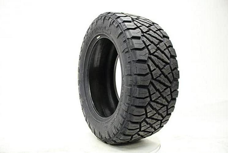 Nitto Ridge Grappler 305/45R22 All-Season Light Truck Tire