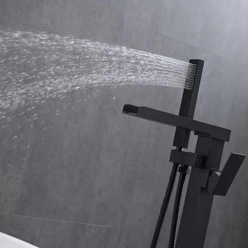 1 Handle Freestanding Bathtub Faucet with Hand Sho...