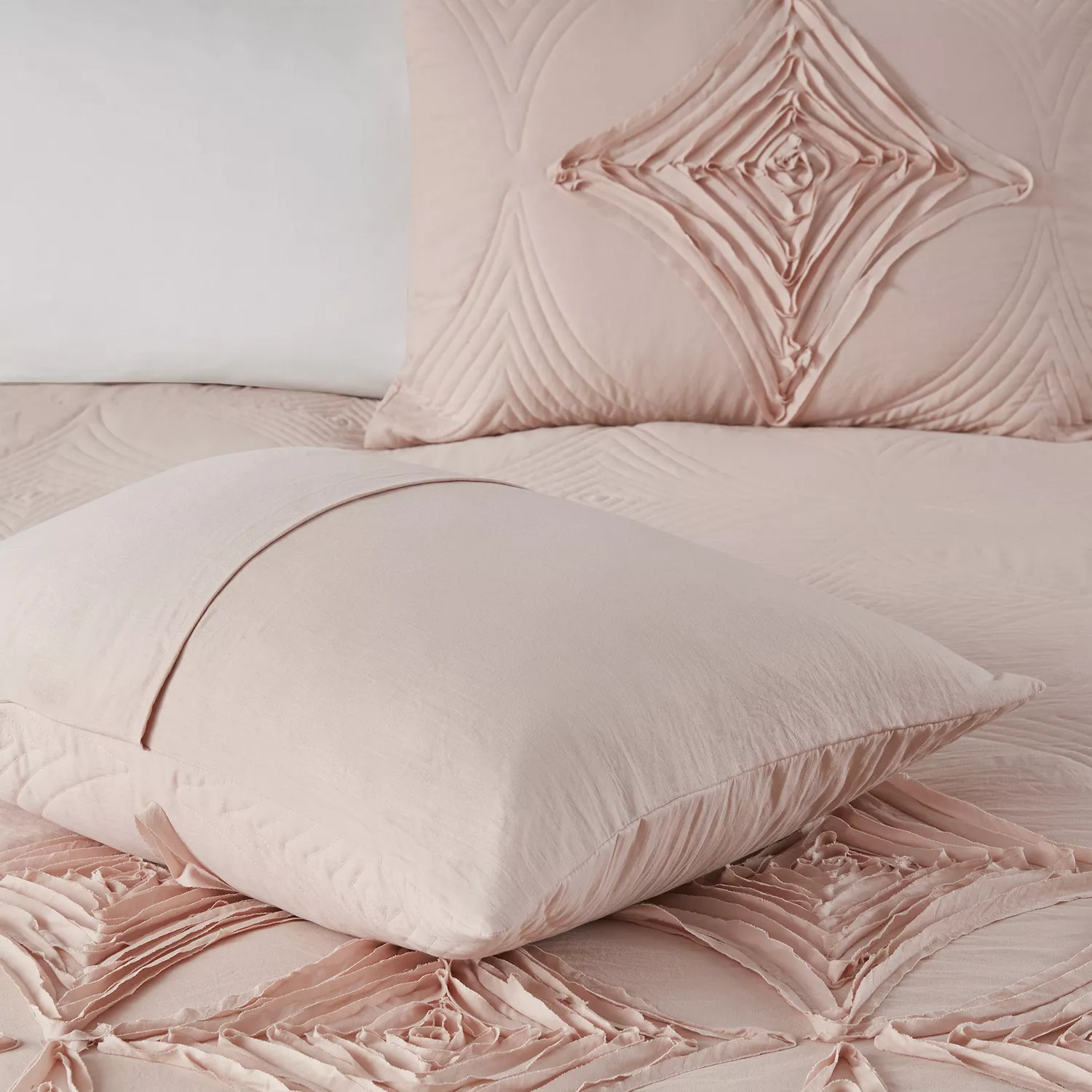 Madison Park Emiliana Comforter Set with Throw Pillow