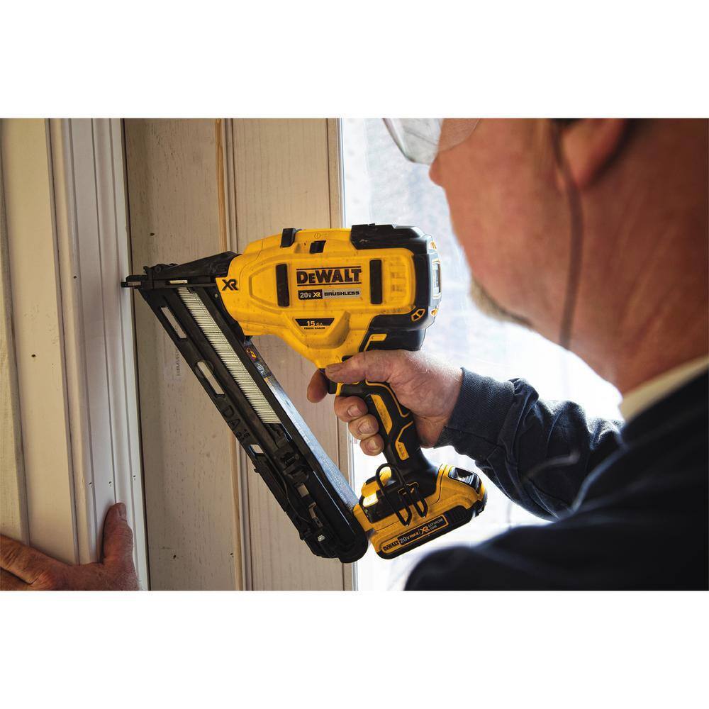 DW 20V MAX Lithium-Ion 15-Gauge Cordless Finish Nailer and 20V MAX Cordless 14 in. Impact Driver DCN650D1wDCF885B