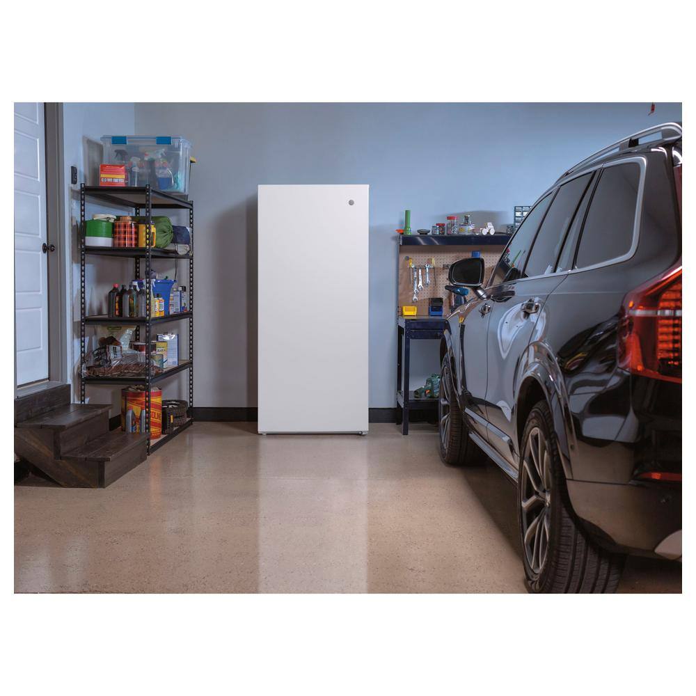 GE Garage Ready 21.3 cu. ft. Frost Free Defrost Upright Freezer in White FUF21QRRWW