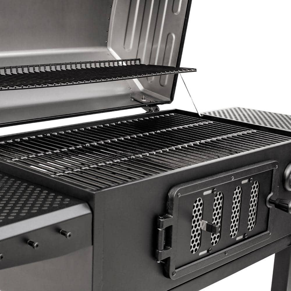 CharGriller Classic Charcoal Grill in Black