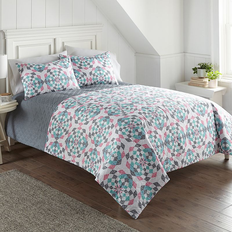 Shavel Home Seersucker 6-In-1 Quilt Set with Shams