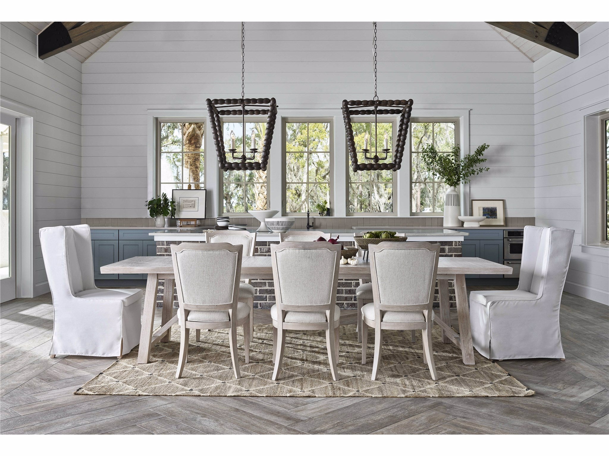 Getaway Extension Dining Table (84-124)