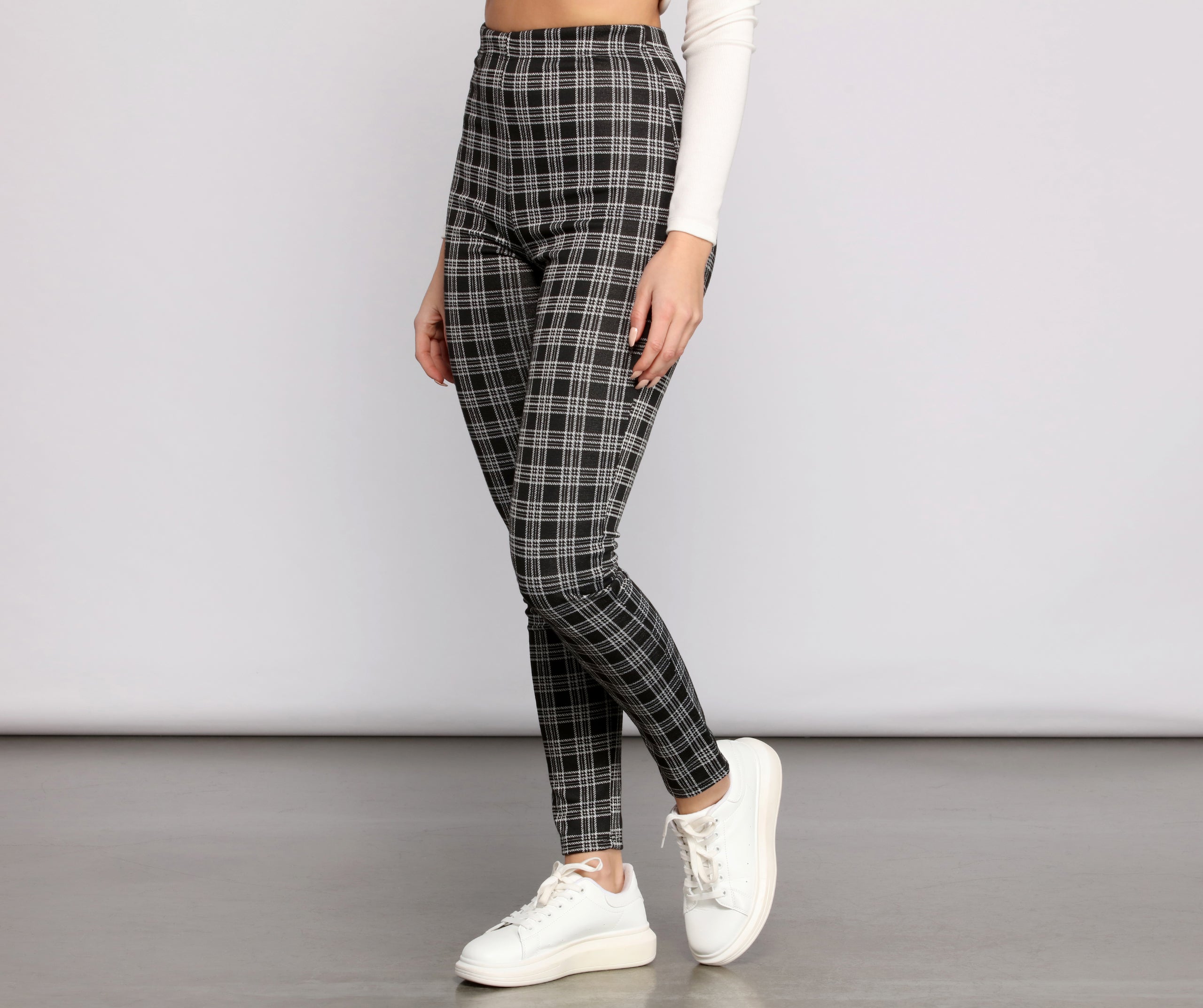 Preppy Plaid Skinny Pants