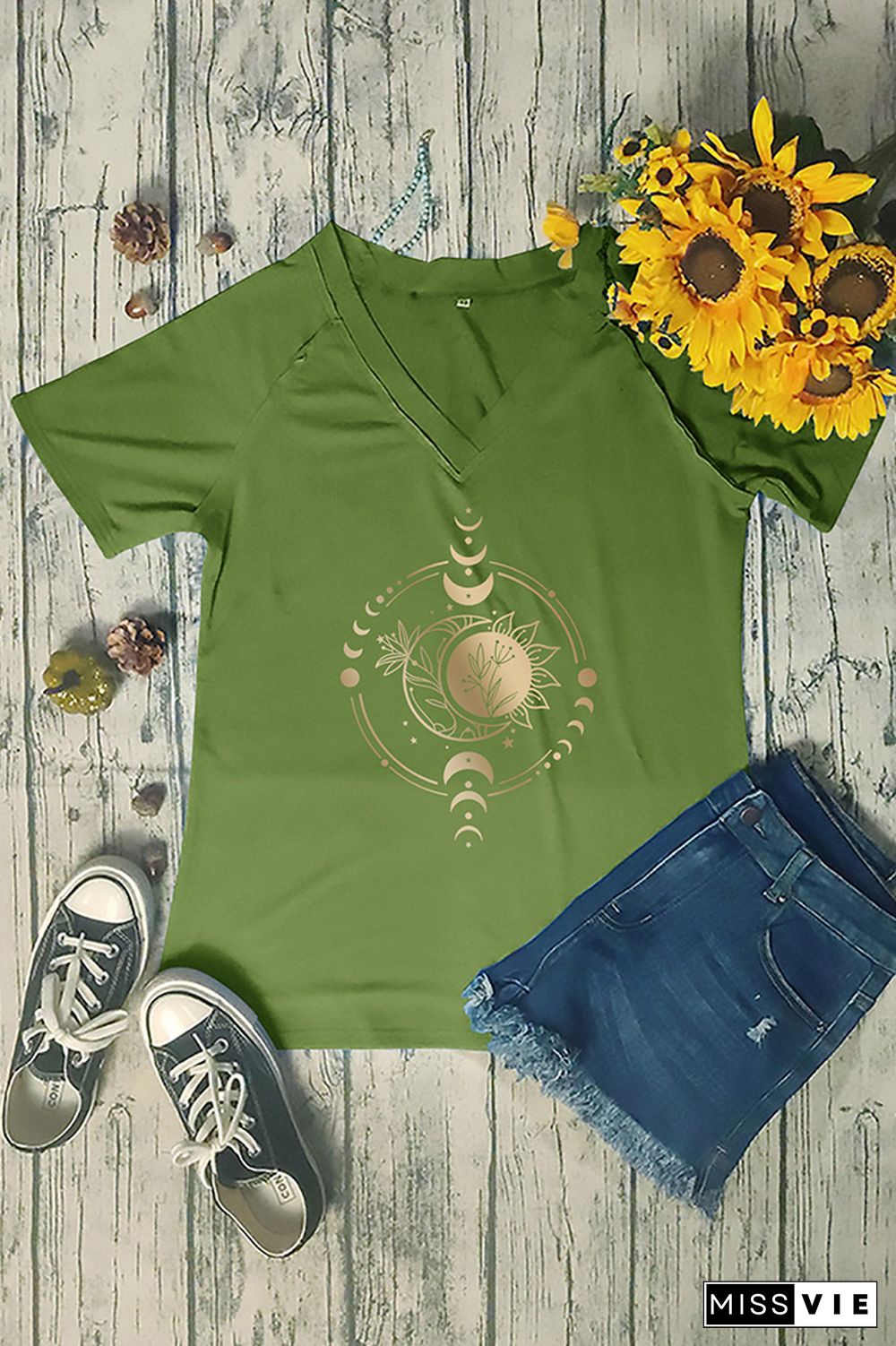 Sun And Moon Print V Neck Graphic Tee