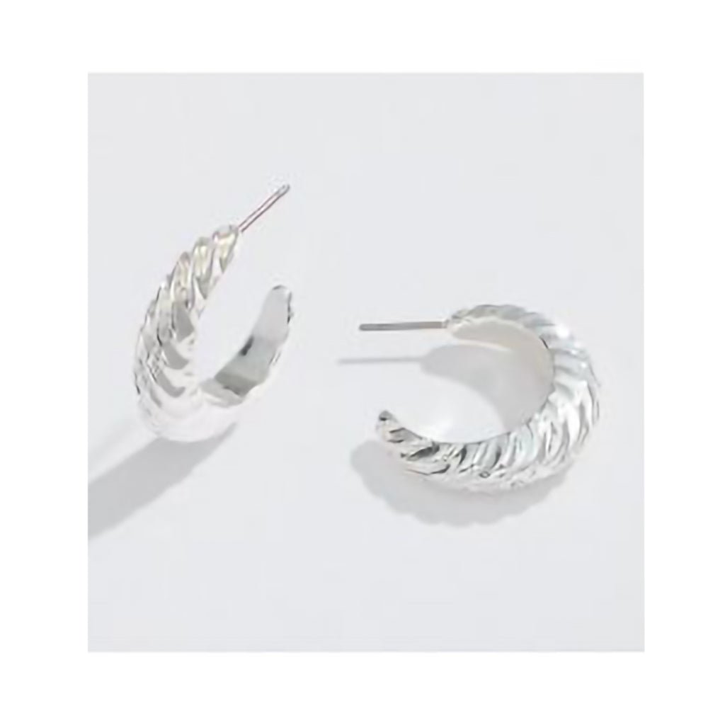 Periwinkle by Barlow  Polished ribbed Silver Hoops  -Earrings