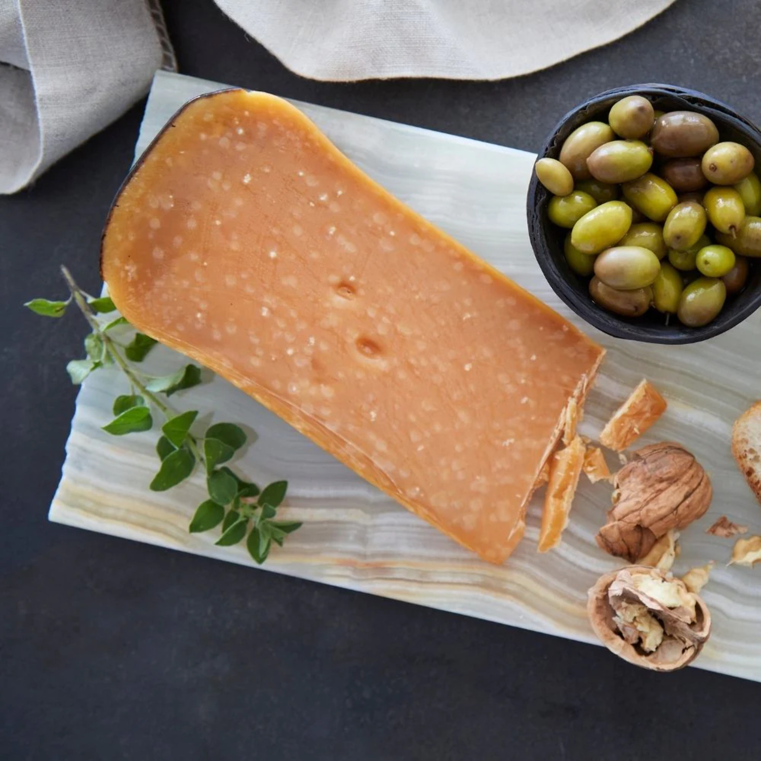 Onyx Long Cheese Board