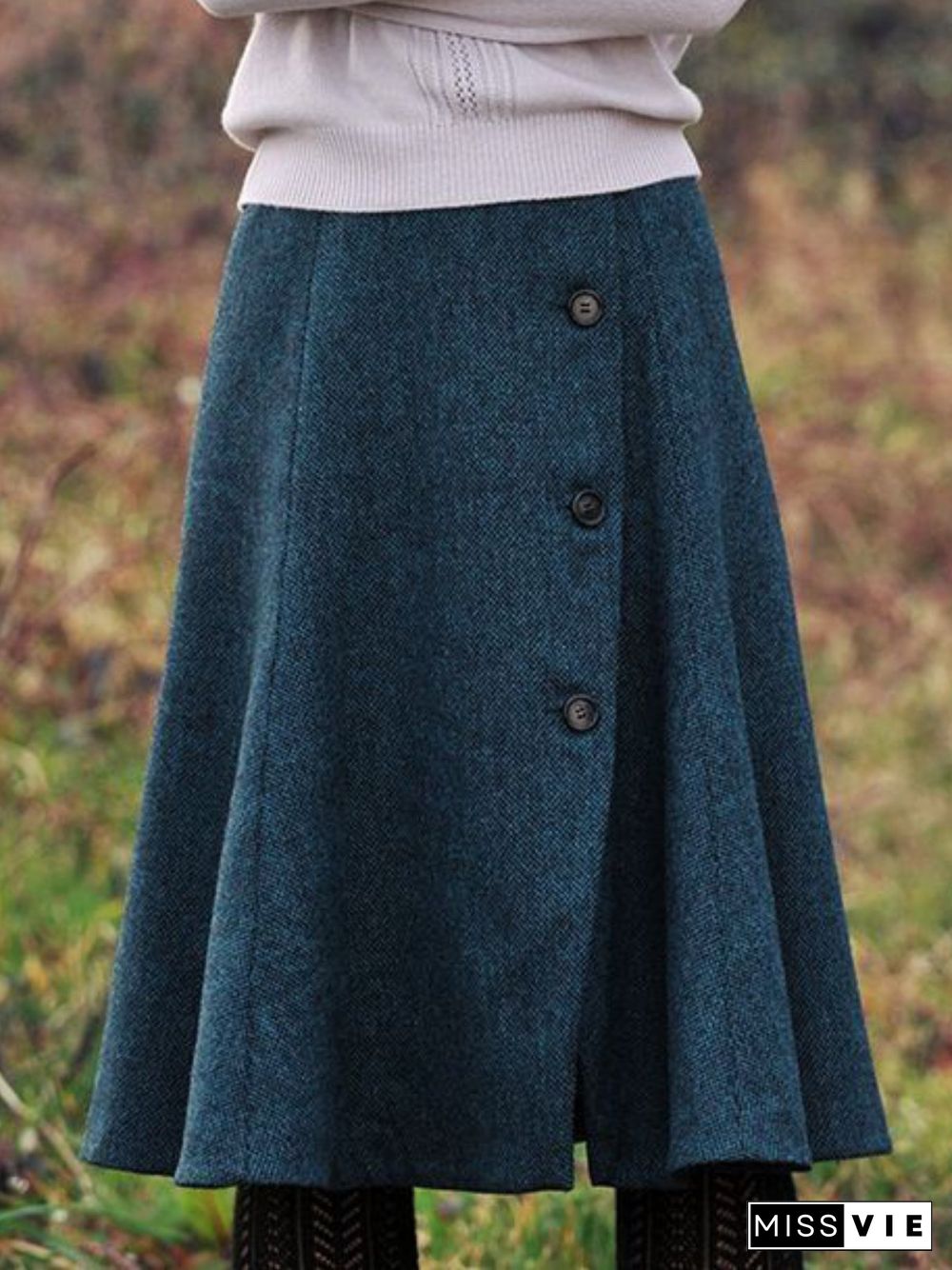 Plain Vintage Buttoned Skirt