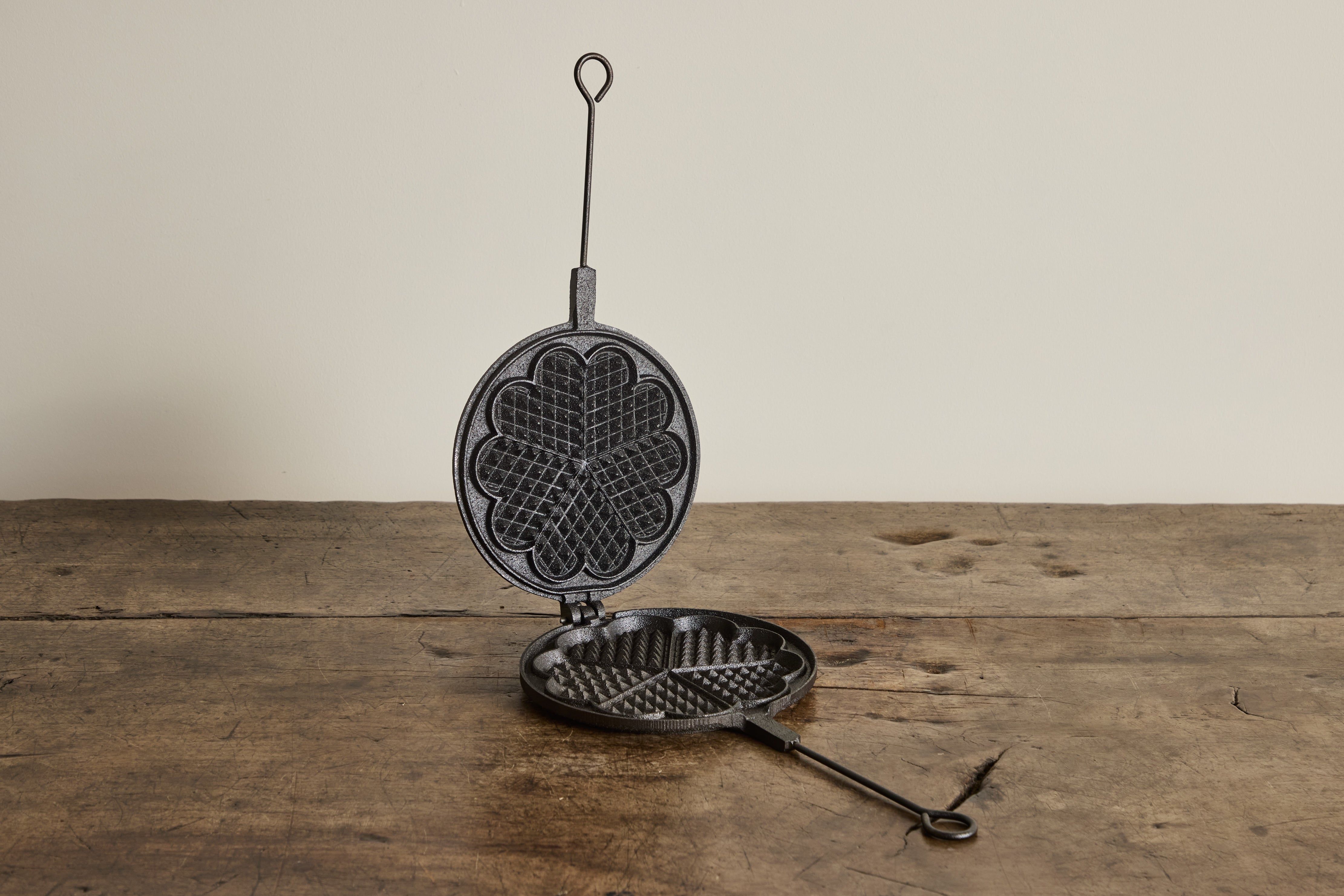 Cast Iron Waffle Maker