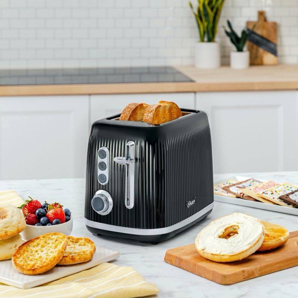 Oster Retro 2-Slice Toaster with Extra Wide Slots in Black 985119797M