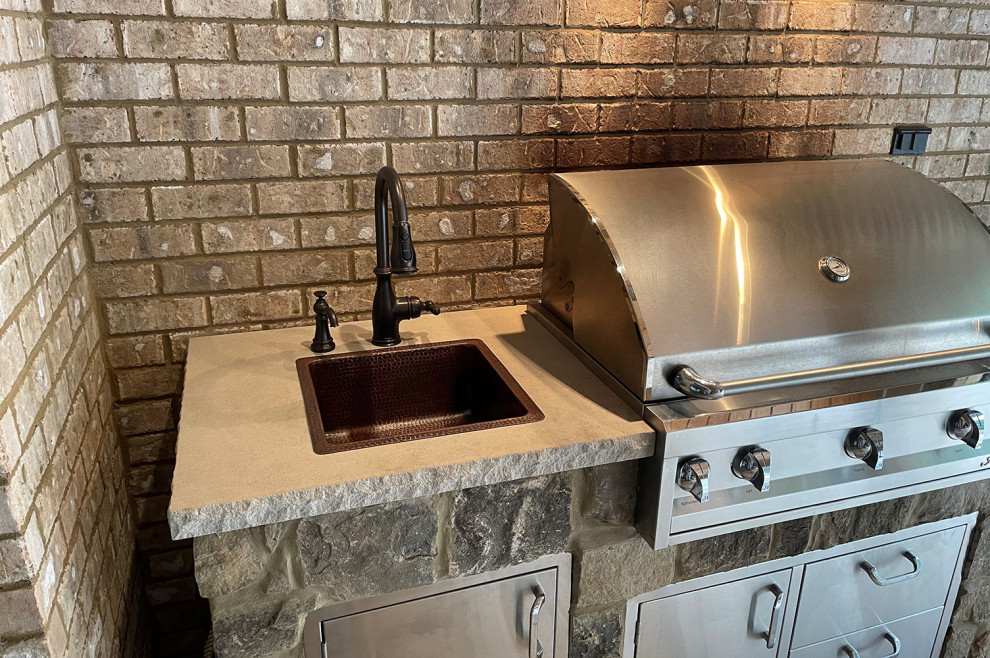 16 quotSquare Hammered Copper Bar/Prep Sink With 3.5 quotDrain Opening   Traditional   Bar Sinks   by Buildcom  Houzz